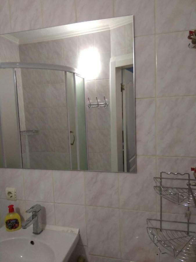 Студия в Центре СКАЛА Хмельницкий Экстерьер фото